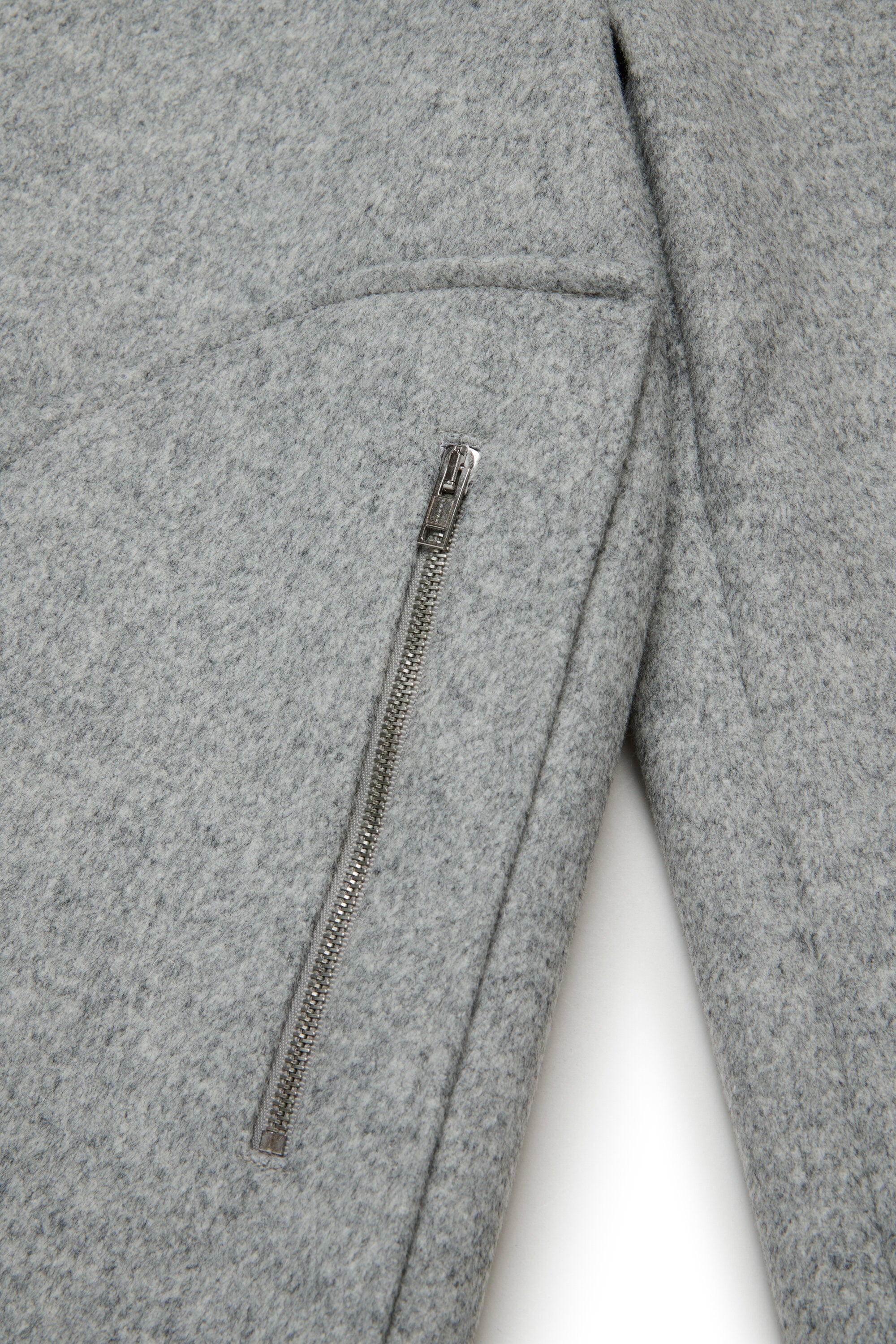 Abrigo largo de paño con logotipo