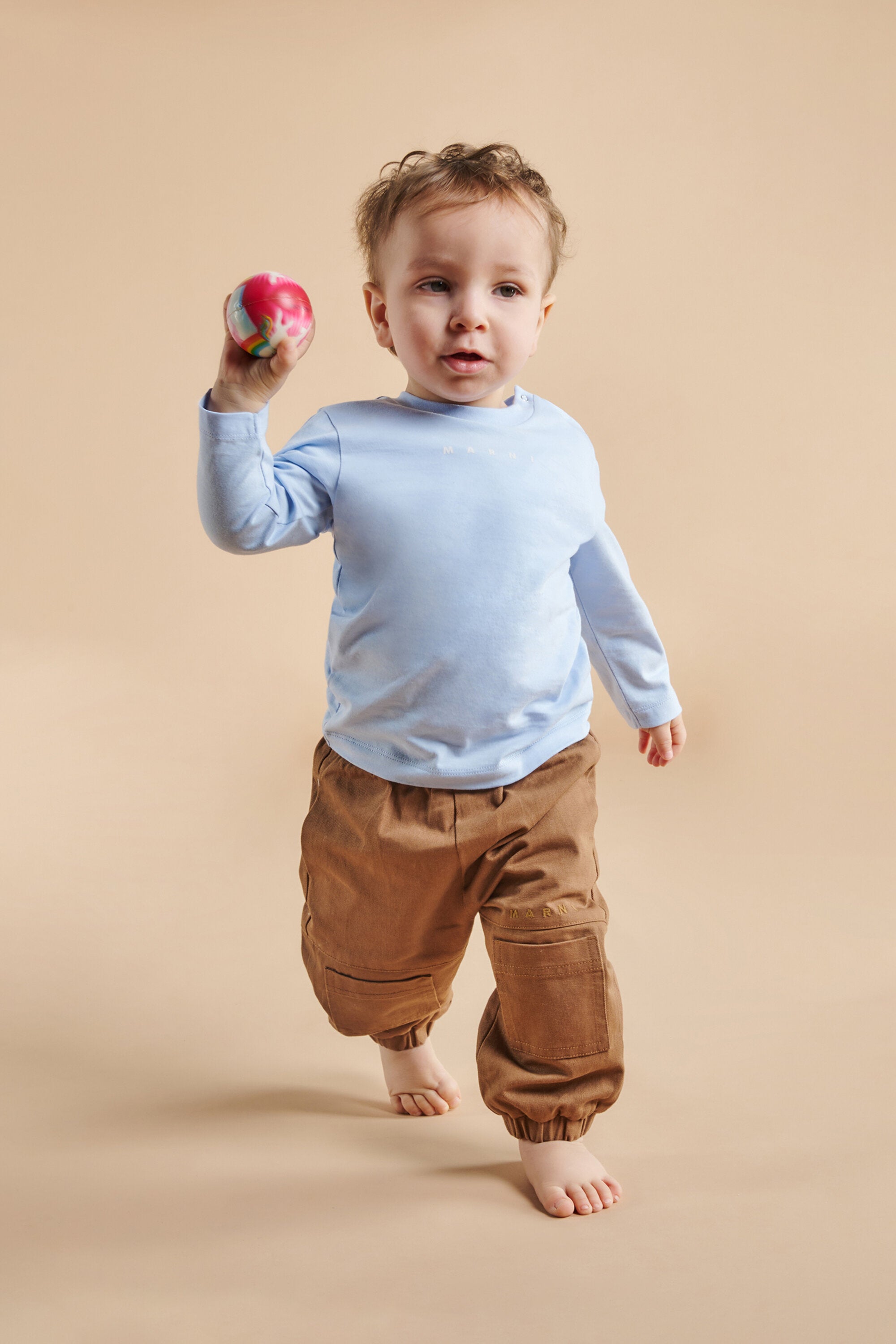 Pantalones de gabardina con bolsillos