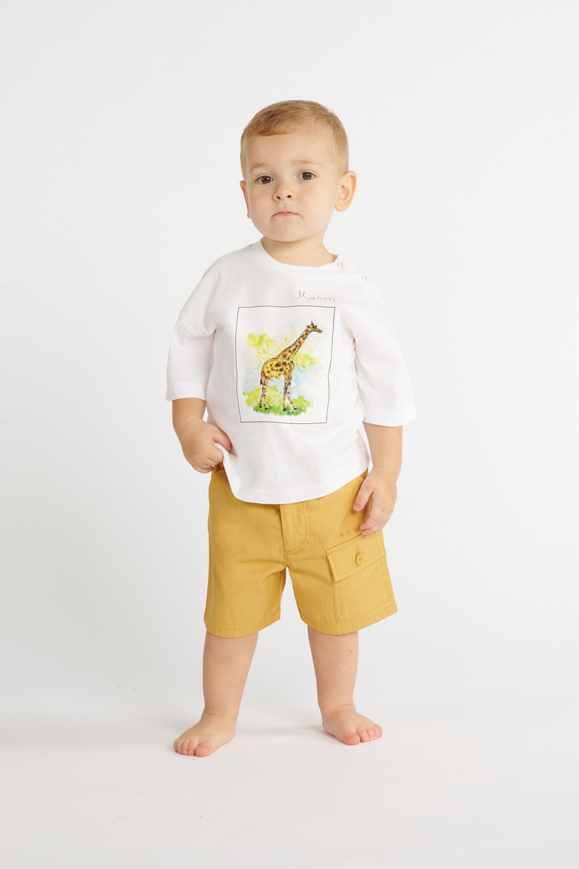 Shorts cargo con logo