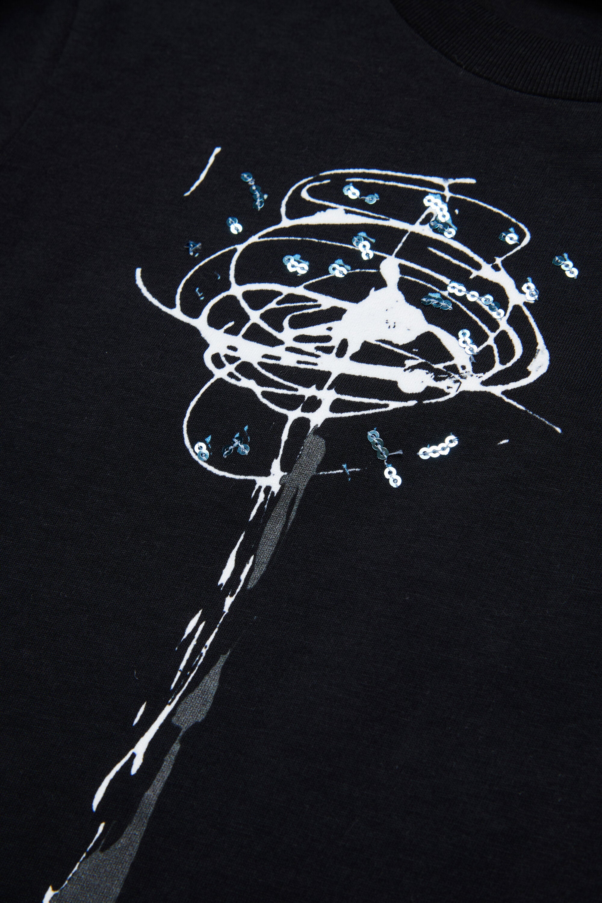 Camiseta con logo en el pecho