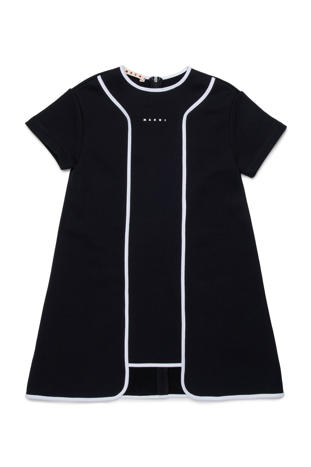 Vestido de manga corta y línea recta