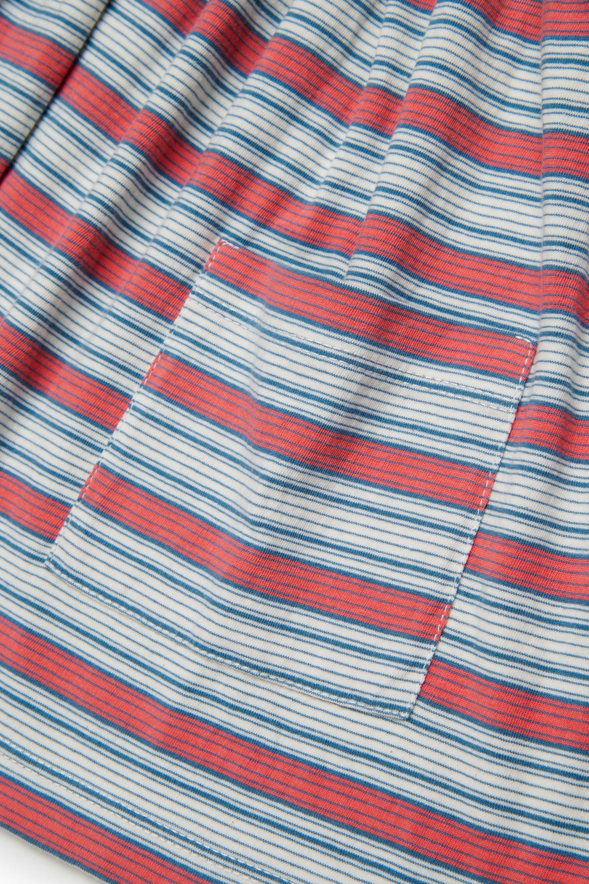 Vestido sin mangas con logo