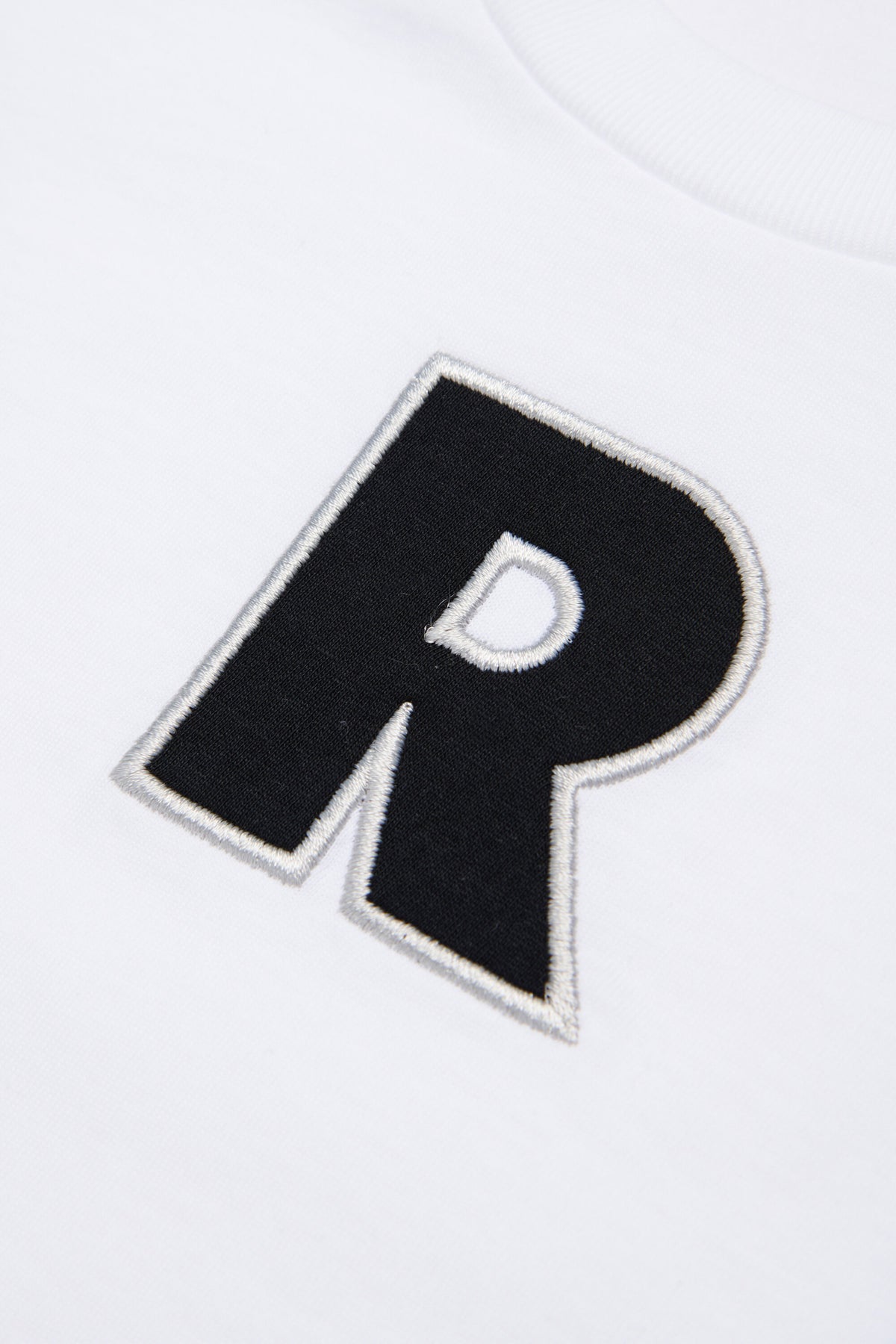 Camiseta con logo