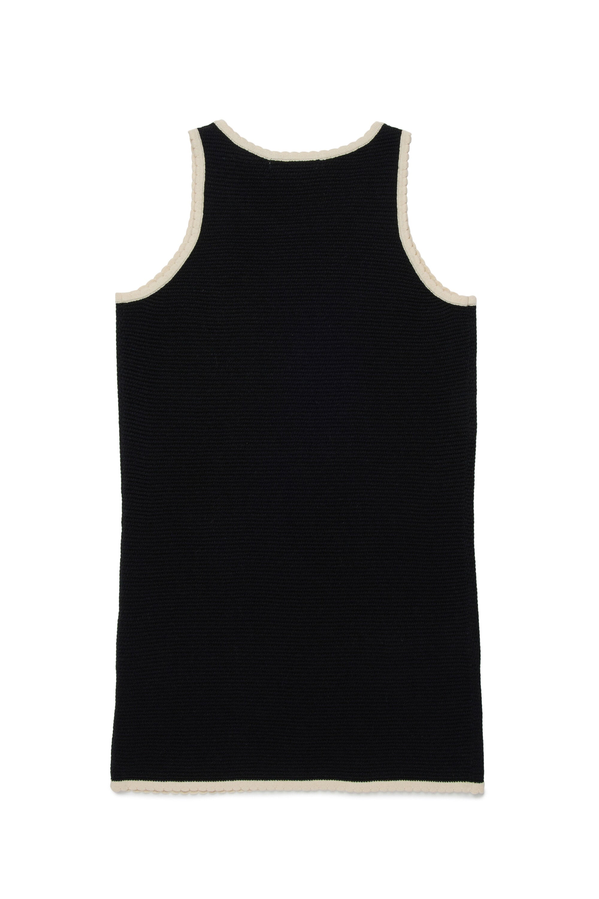 Sleeveless dress with geometric pattern