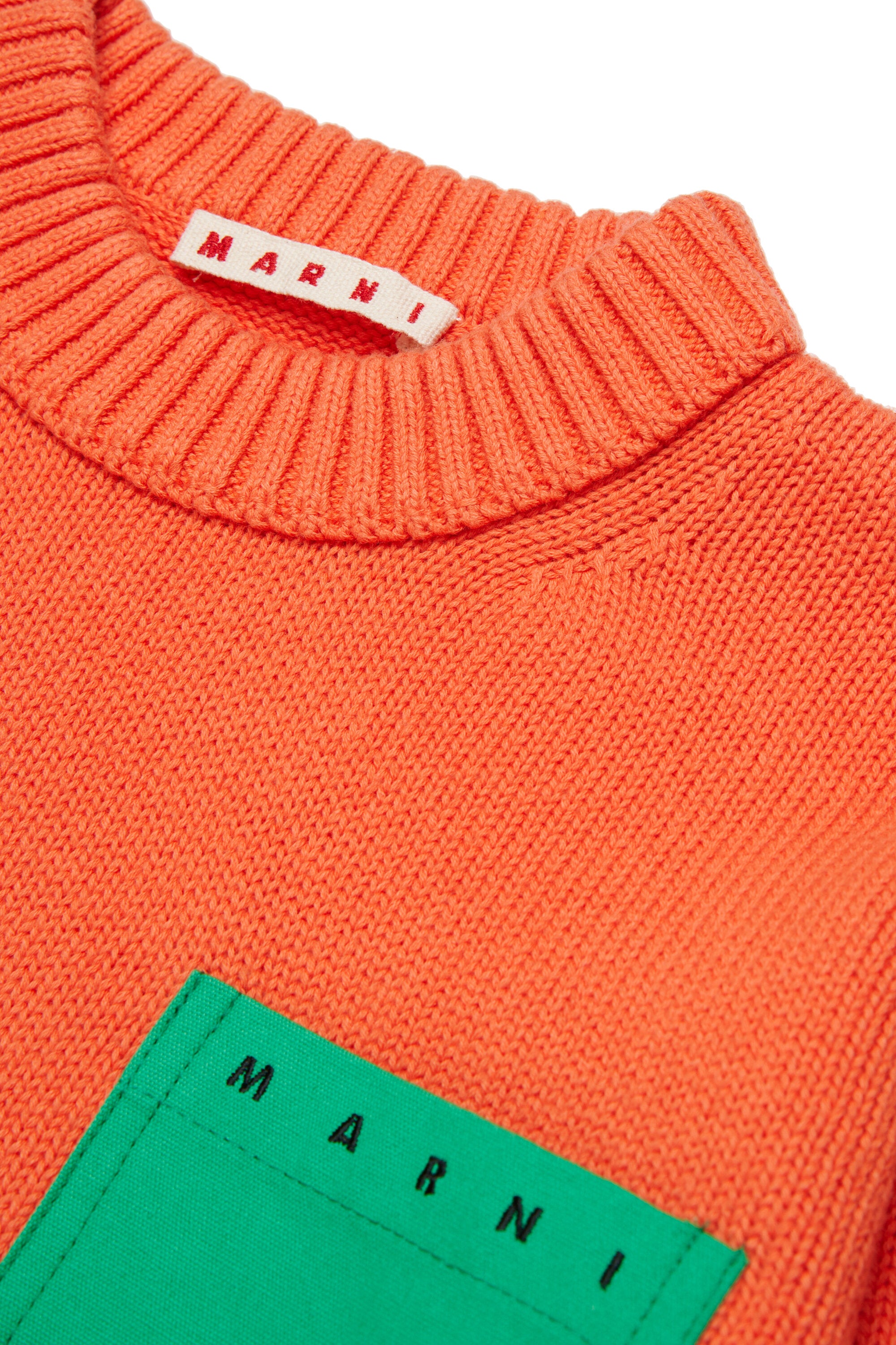 Jersey de cuello redondo con bolsillo y logo