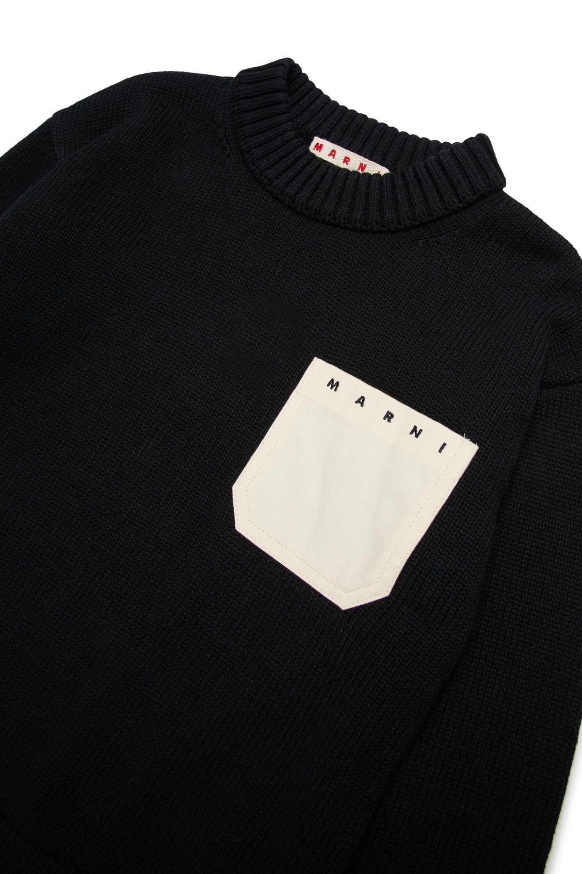 Crew neck pullover with chest pocket and logo