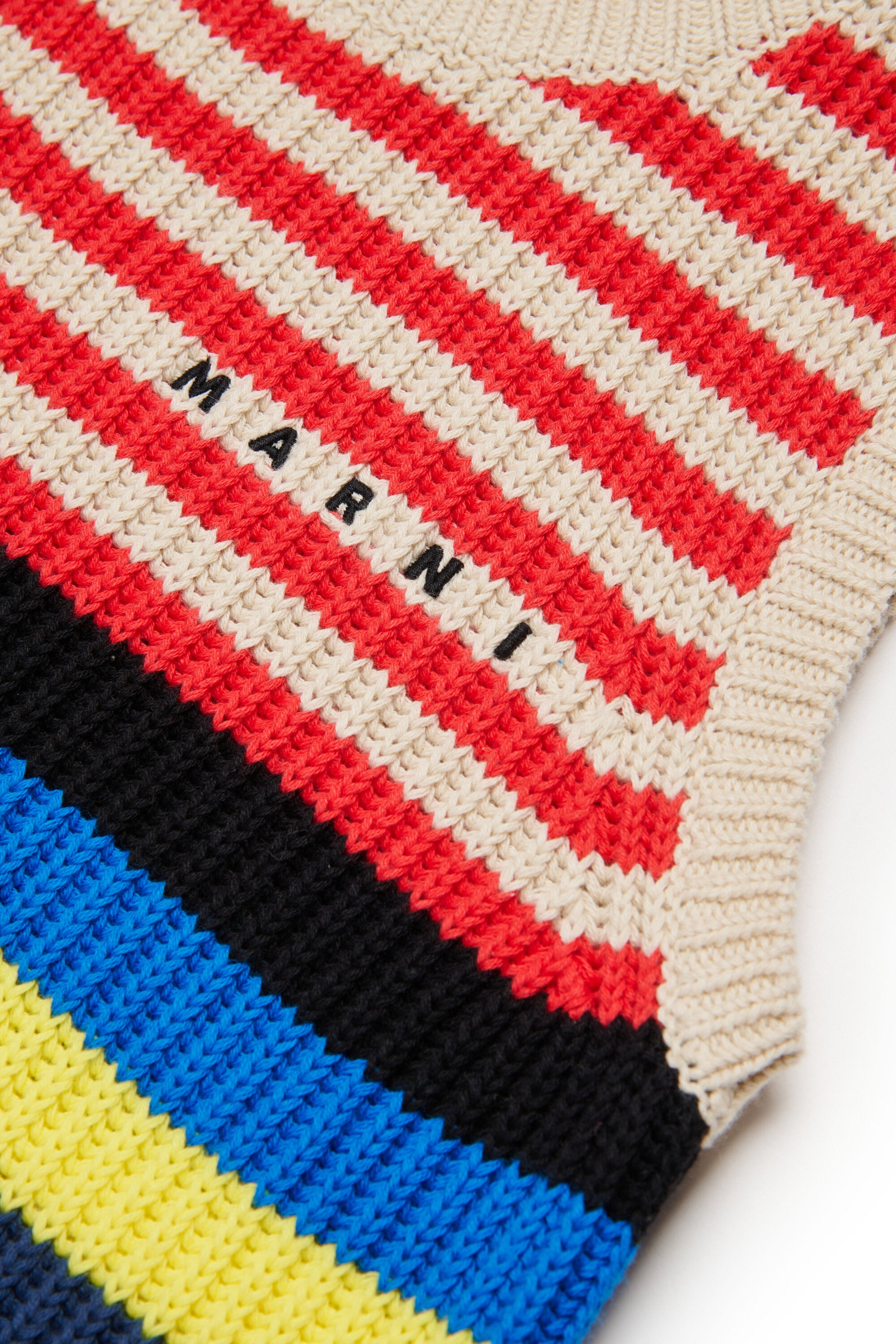 Vestido de rayas con logo