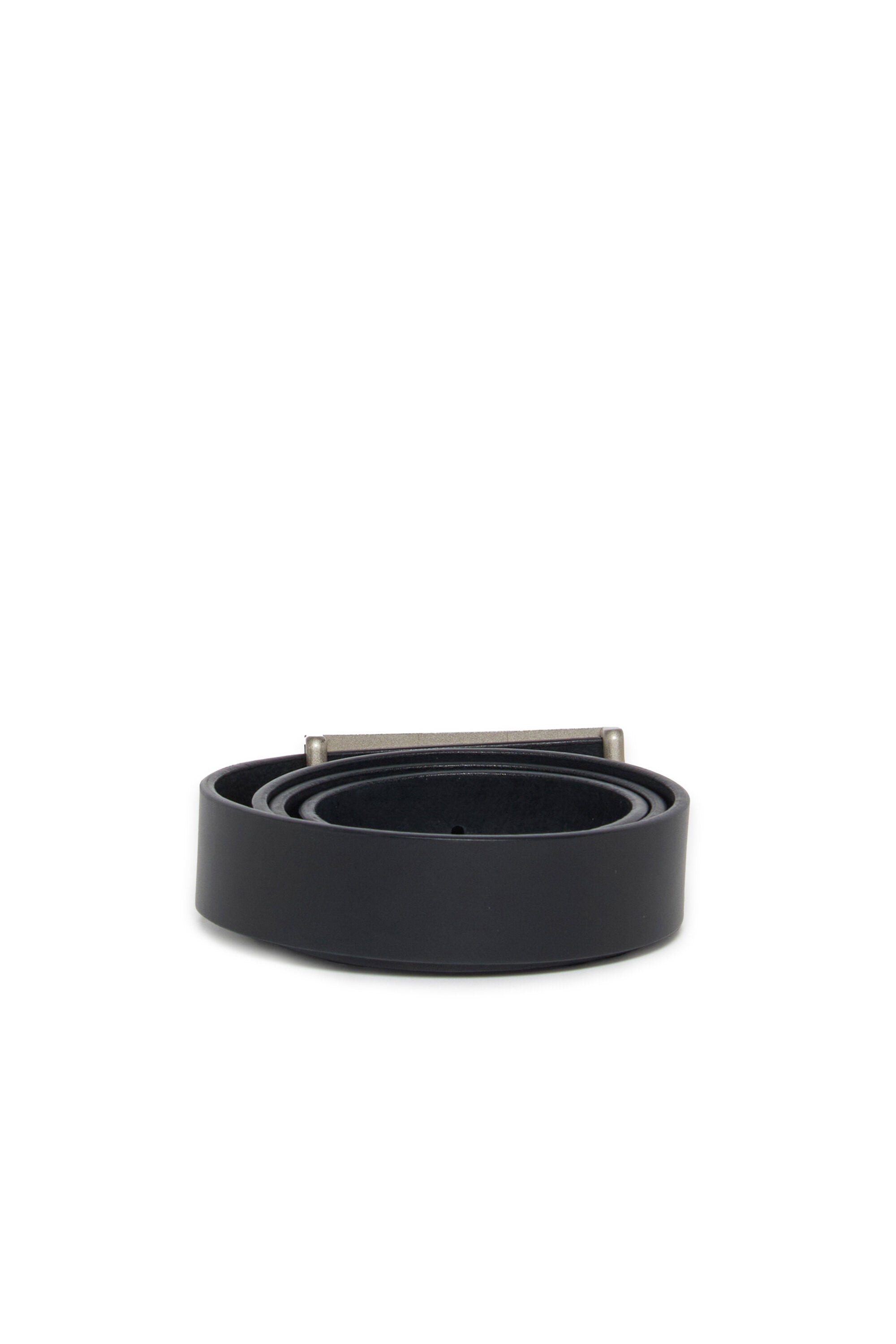 Leather belt branded with numeric logo