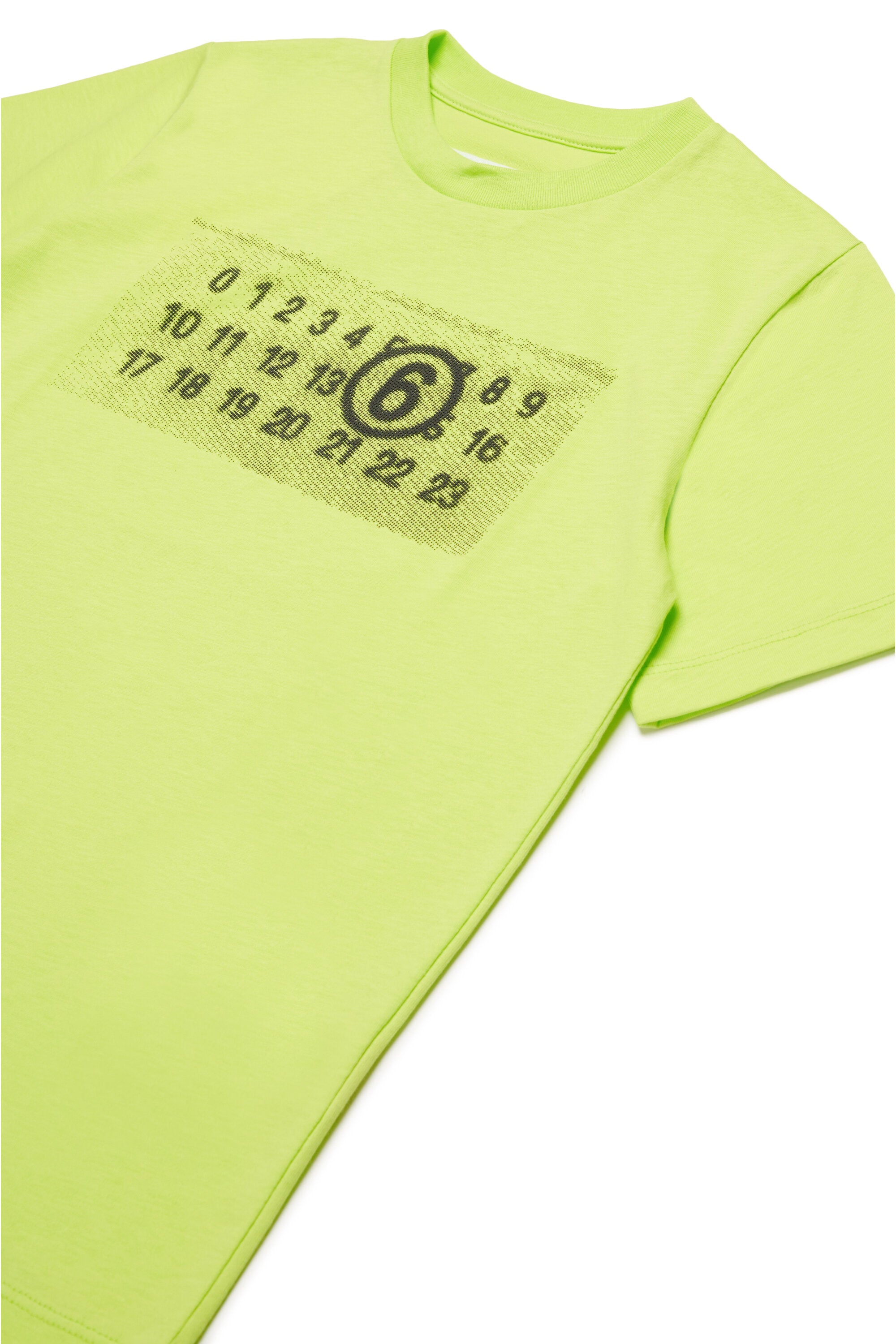 Camiseta jersey con la marca Numeric Logo Pixel