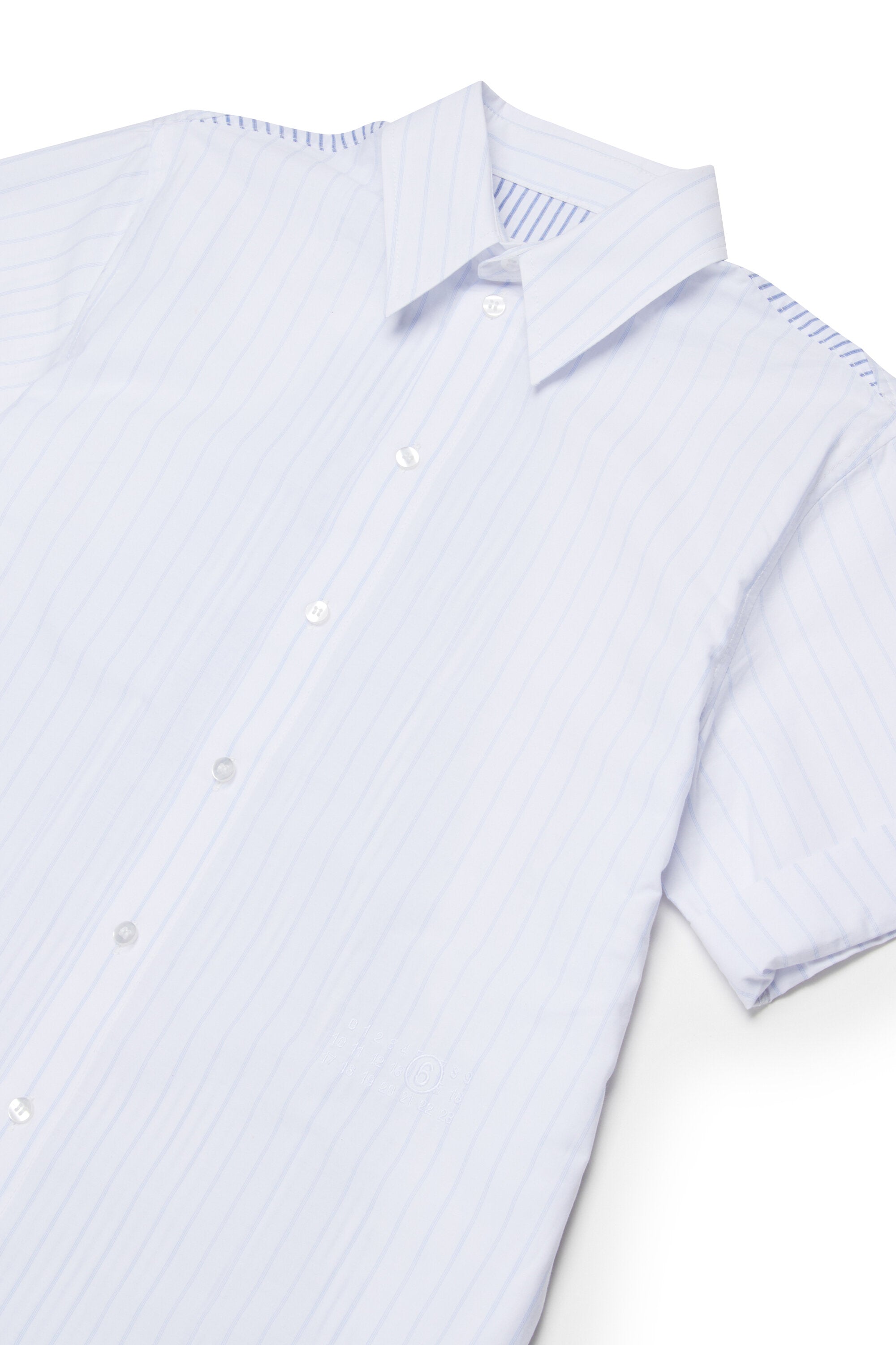 Vestido camisero corto a rayas