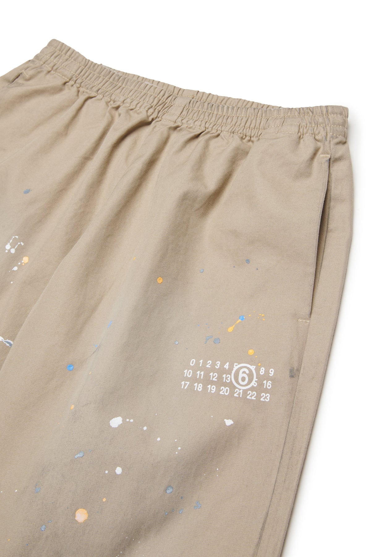 Pantalones chinos con logo