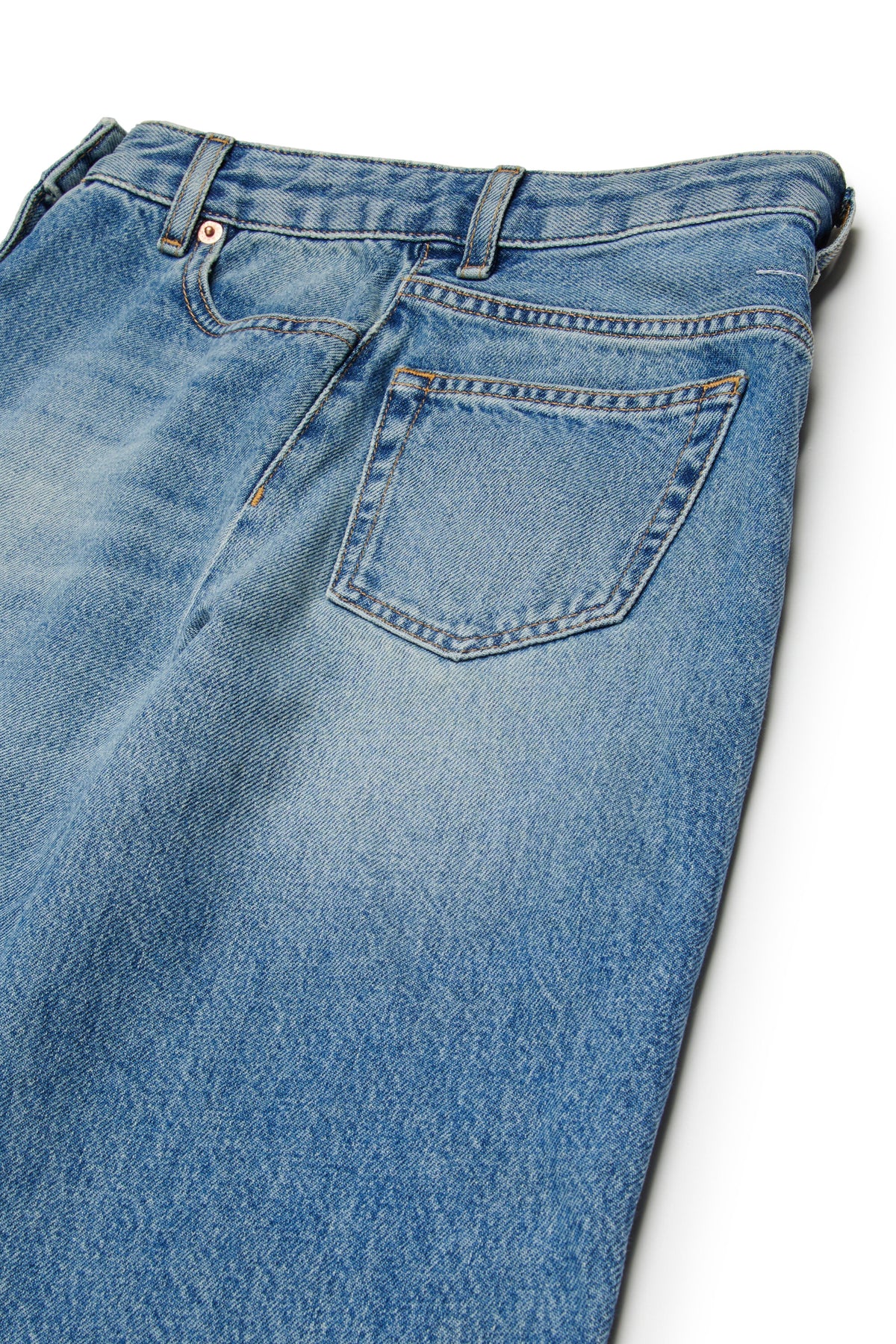 Regular fit jeans in light blue wash