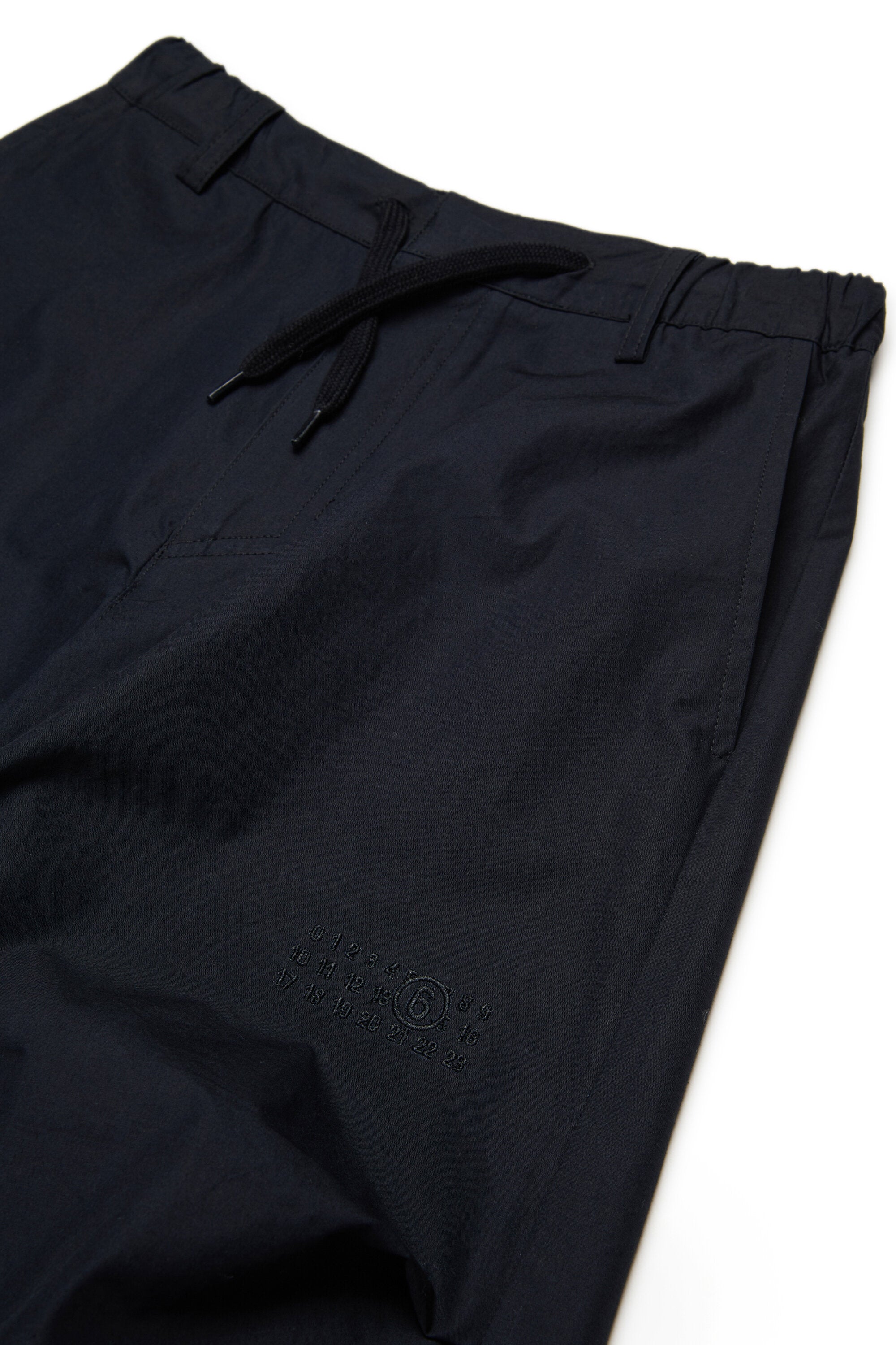 Pantalones con logo