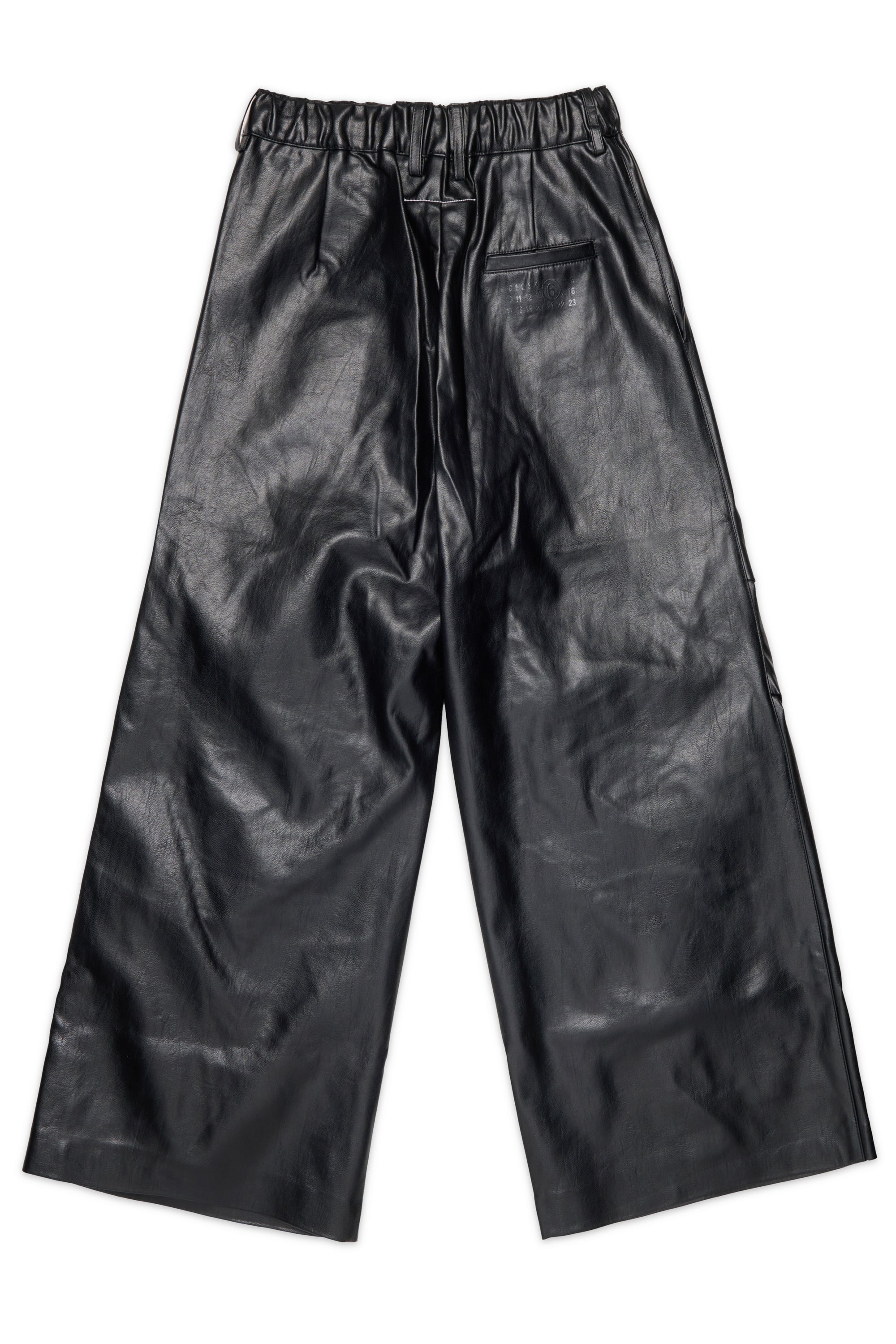 Pantalón corte wide efecto revestido