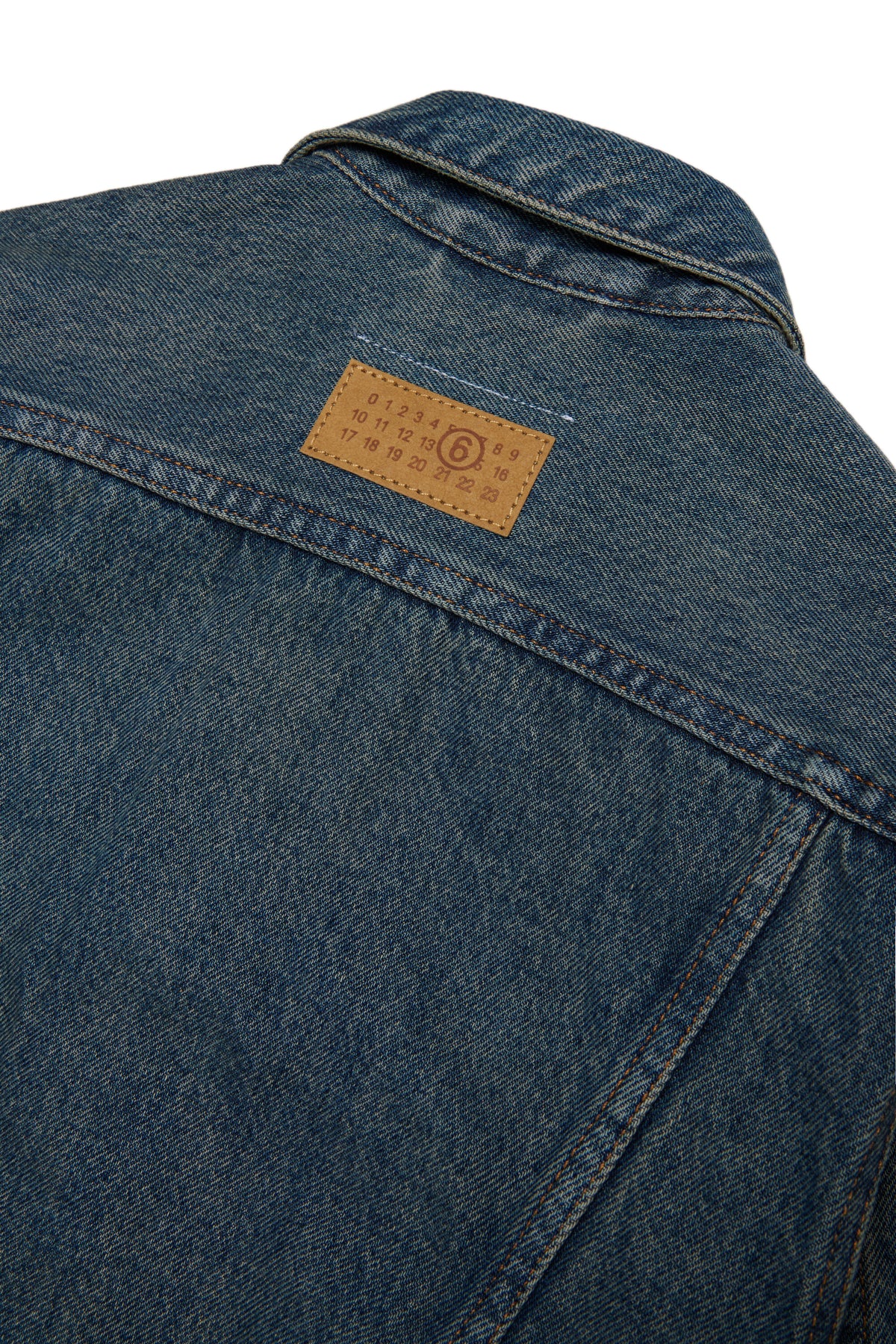 Chaqueta vaquera con logo