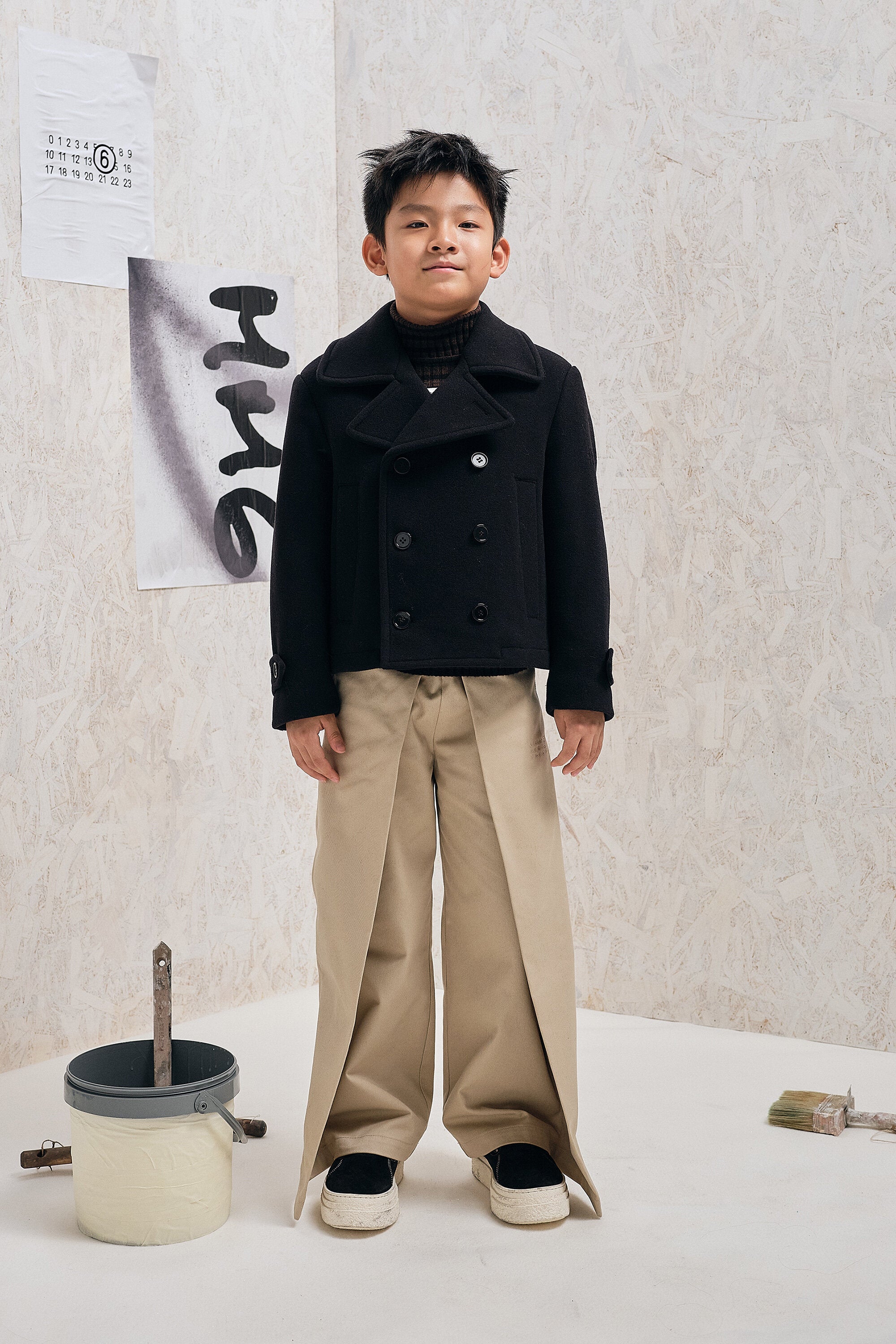 Pantalones con logotipo numérico