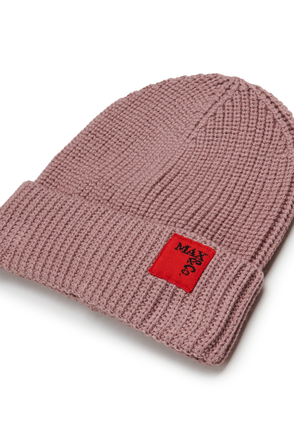 Gorro de lana con parche