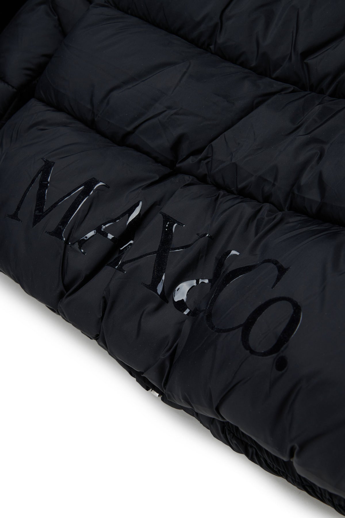 Chaqueta acolchada con logo estampado