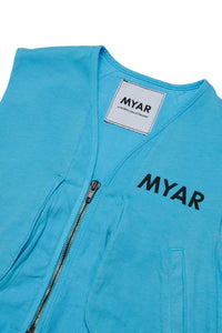 Chaleco en tejido deadstock y lino con el logotipo de MYAR
