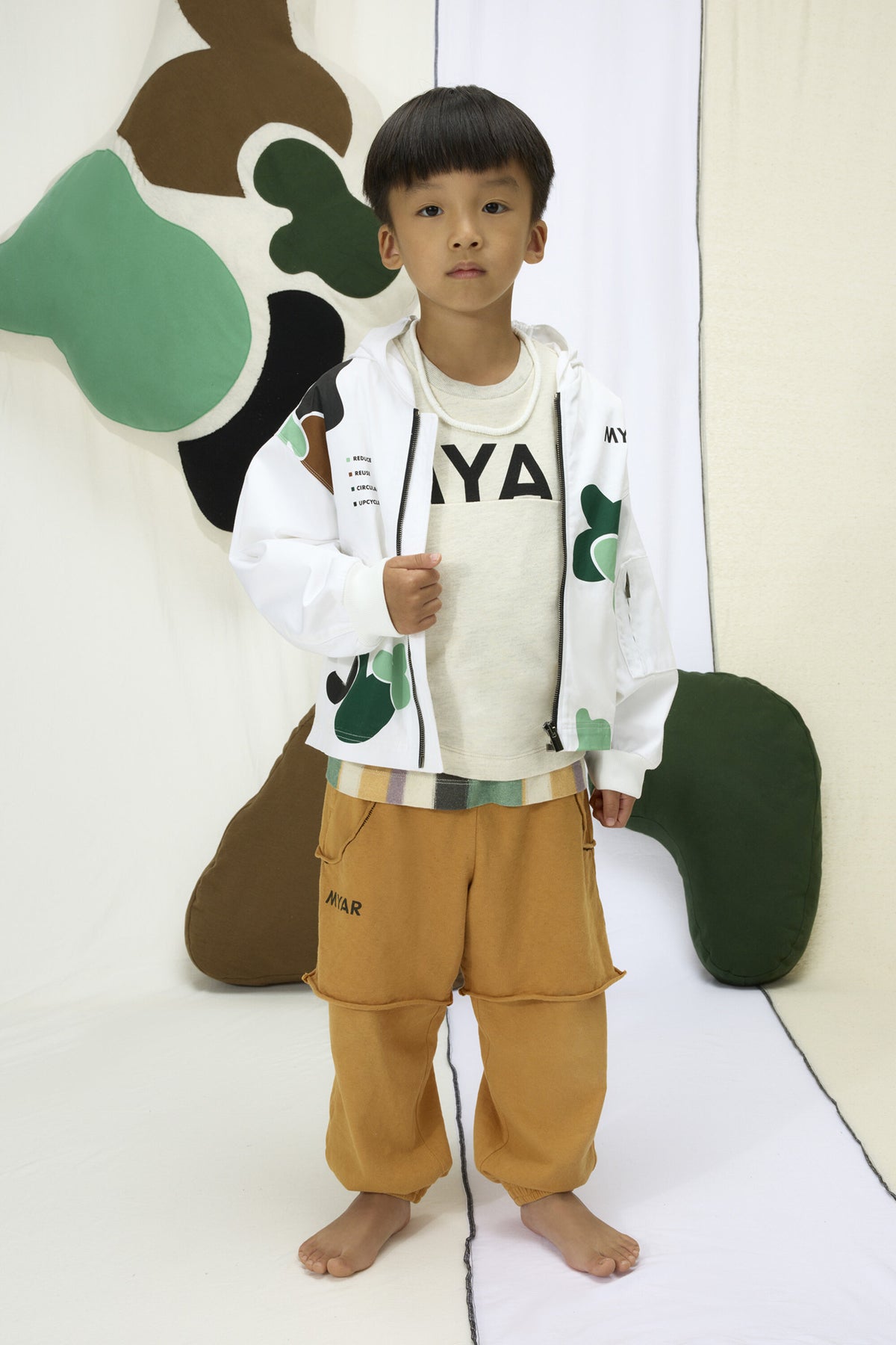 Sweatpants with logo