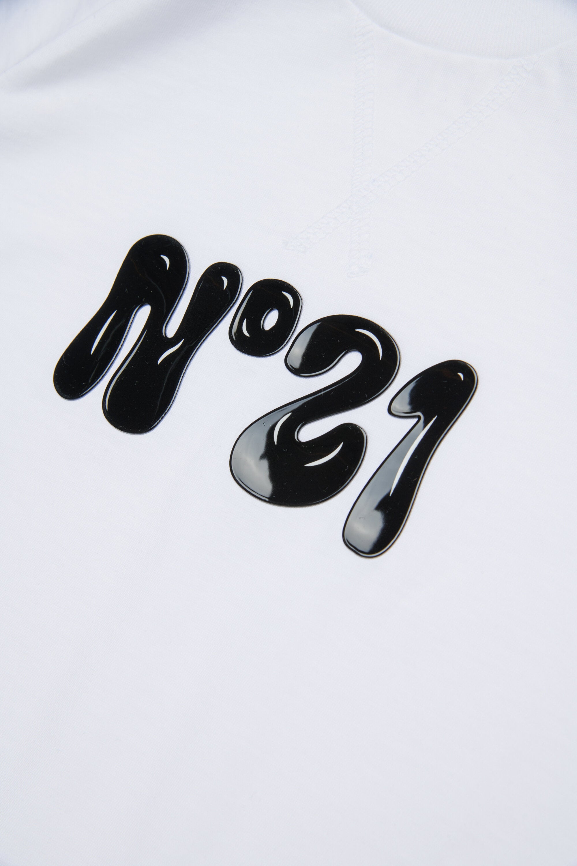 Camiseta de jersey con bandas multicolores