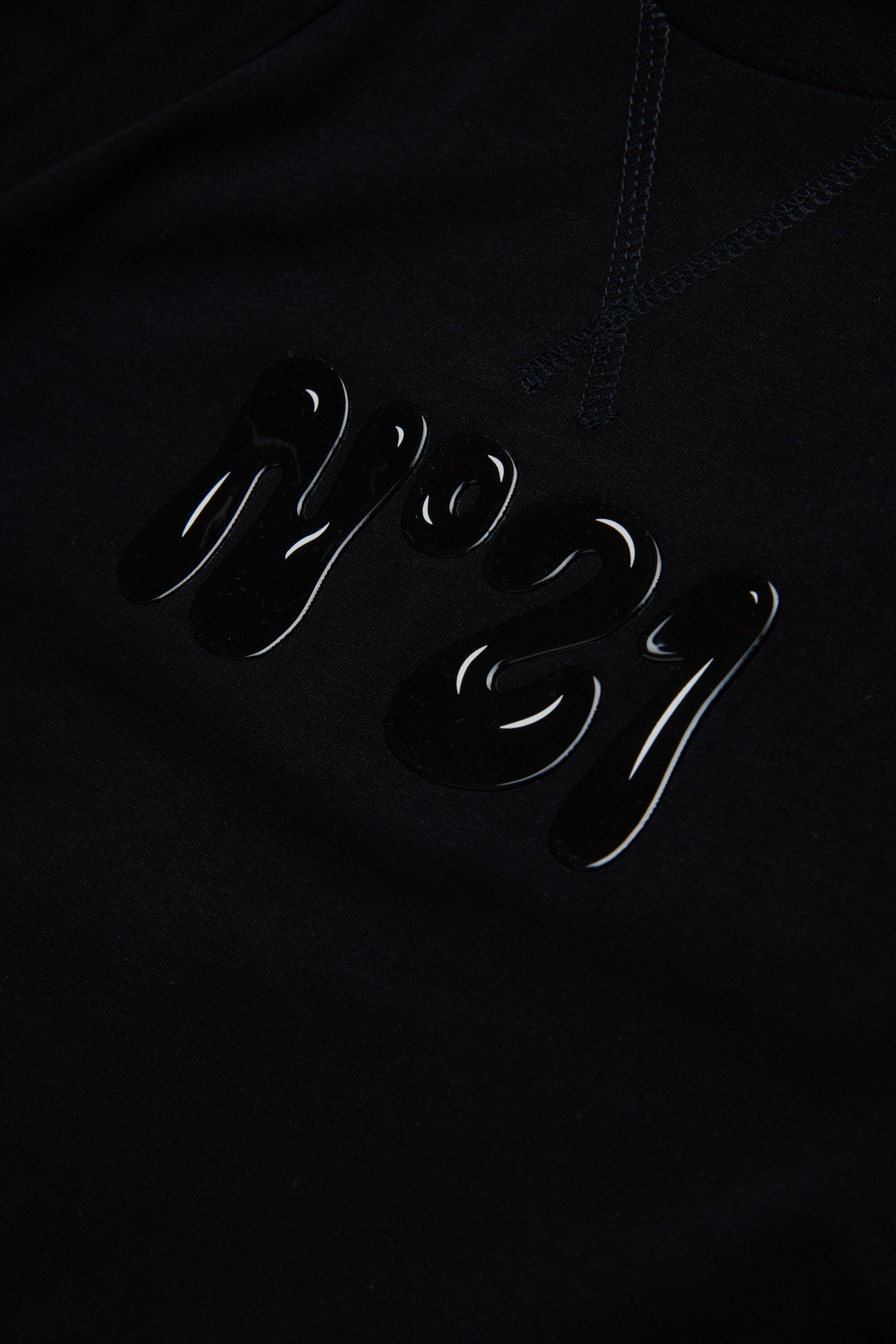 Camiseta de jersey con bandas multicolores