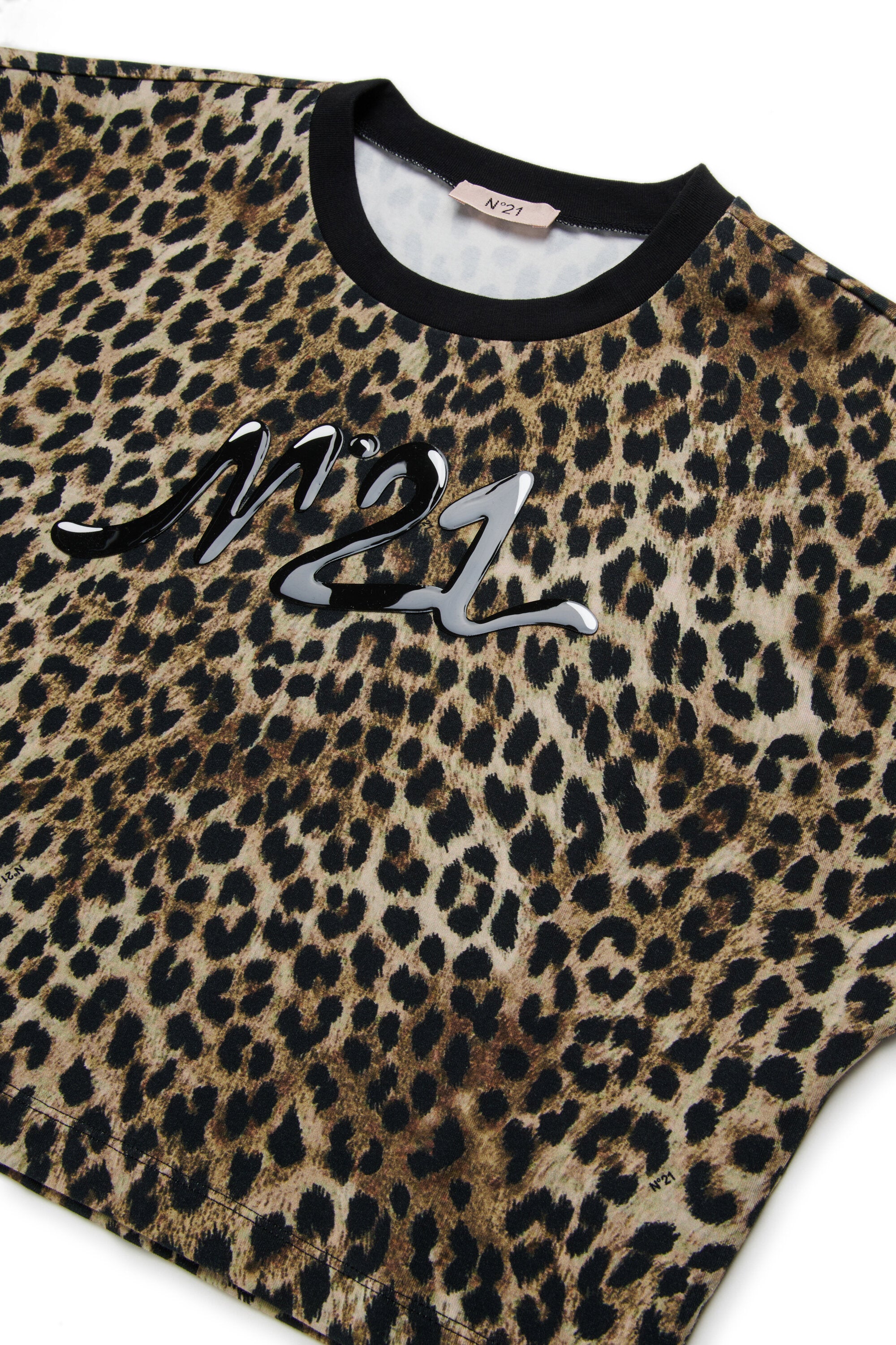 T-shirt with logo