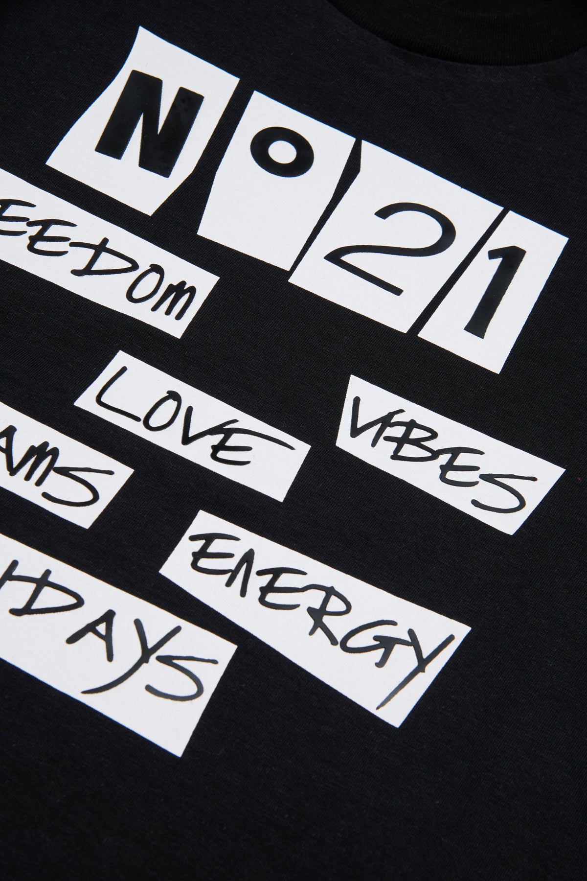 T-shirt with printed logo