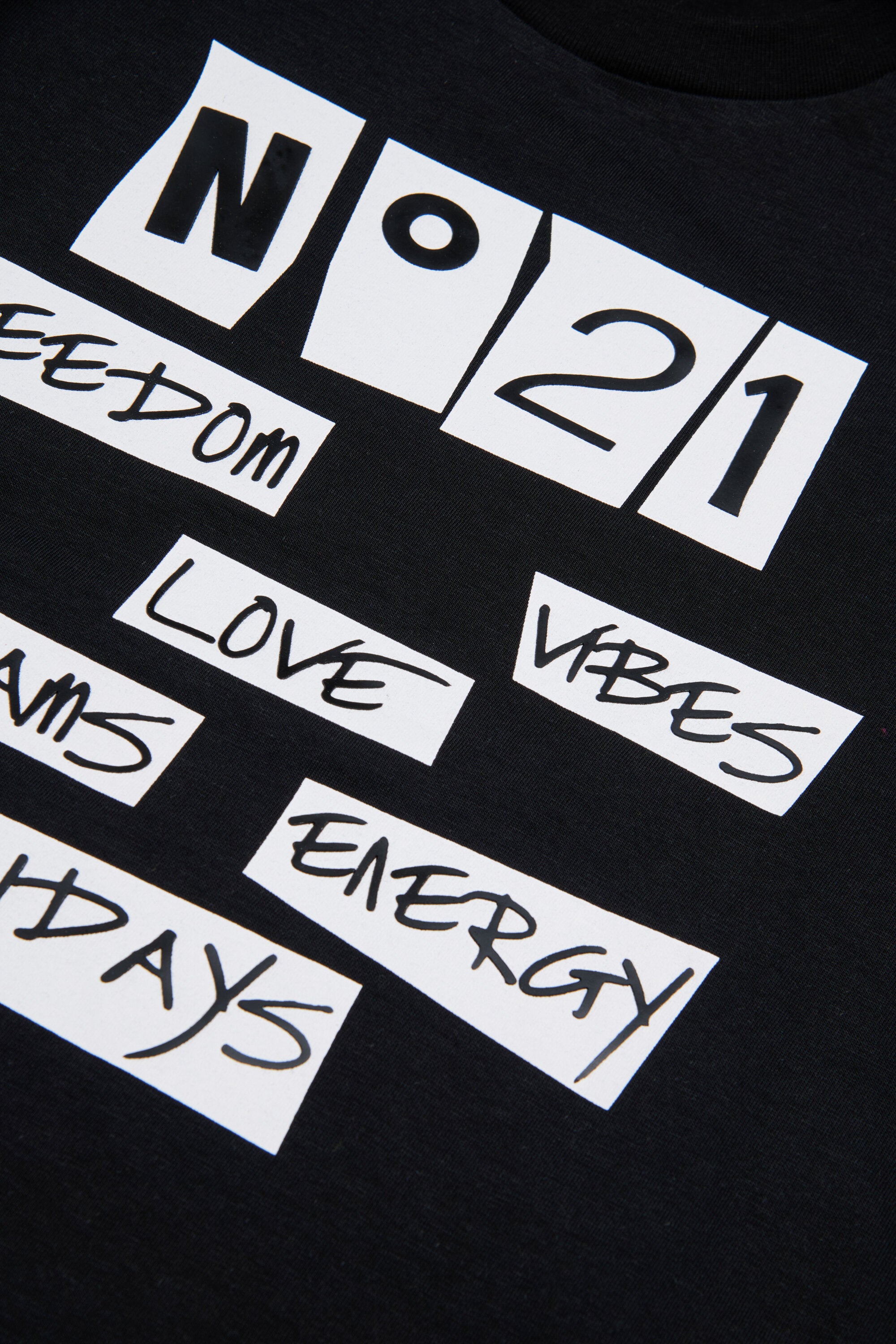 Camiseta con logo estampado