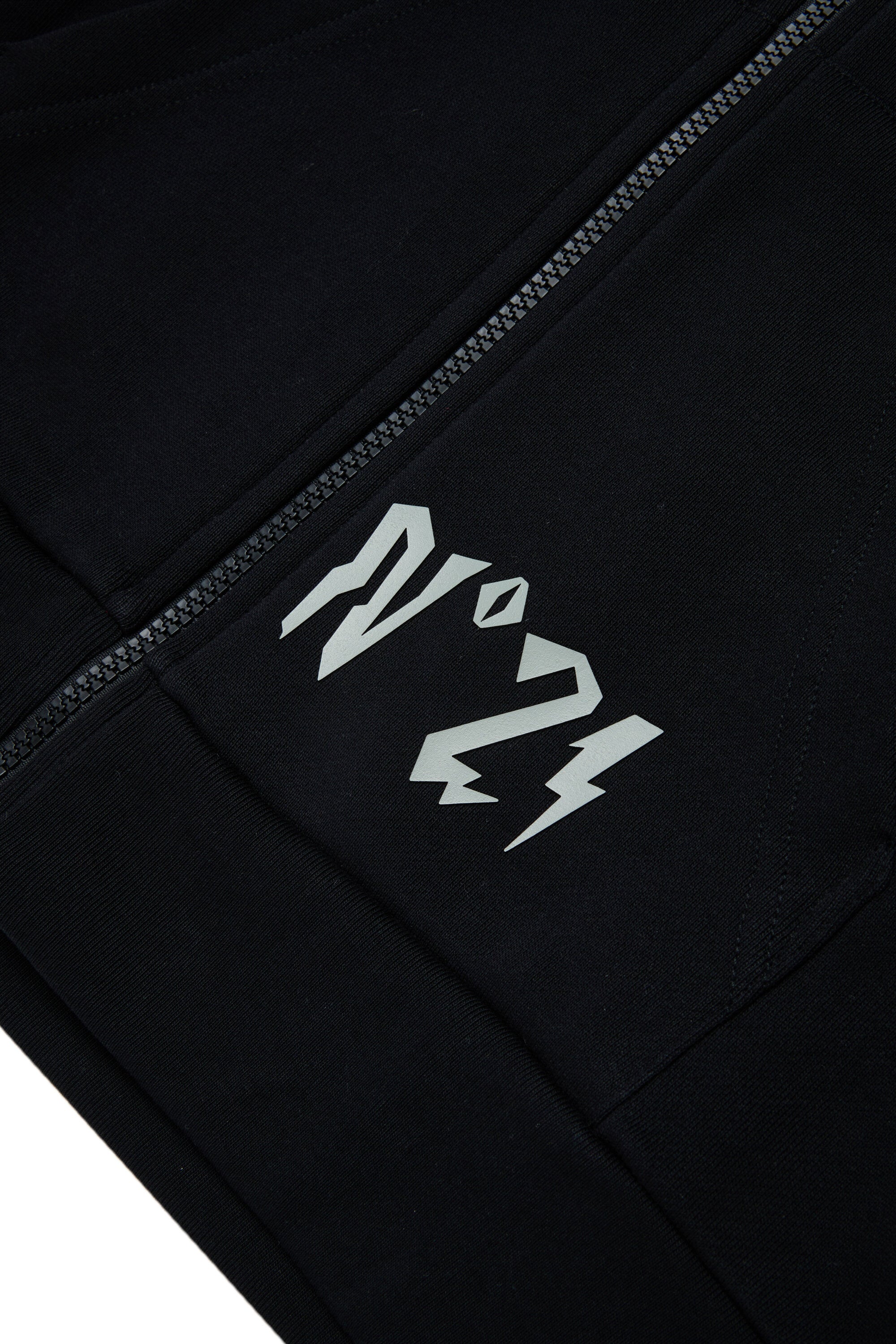 Sudadera con cremallera y logo