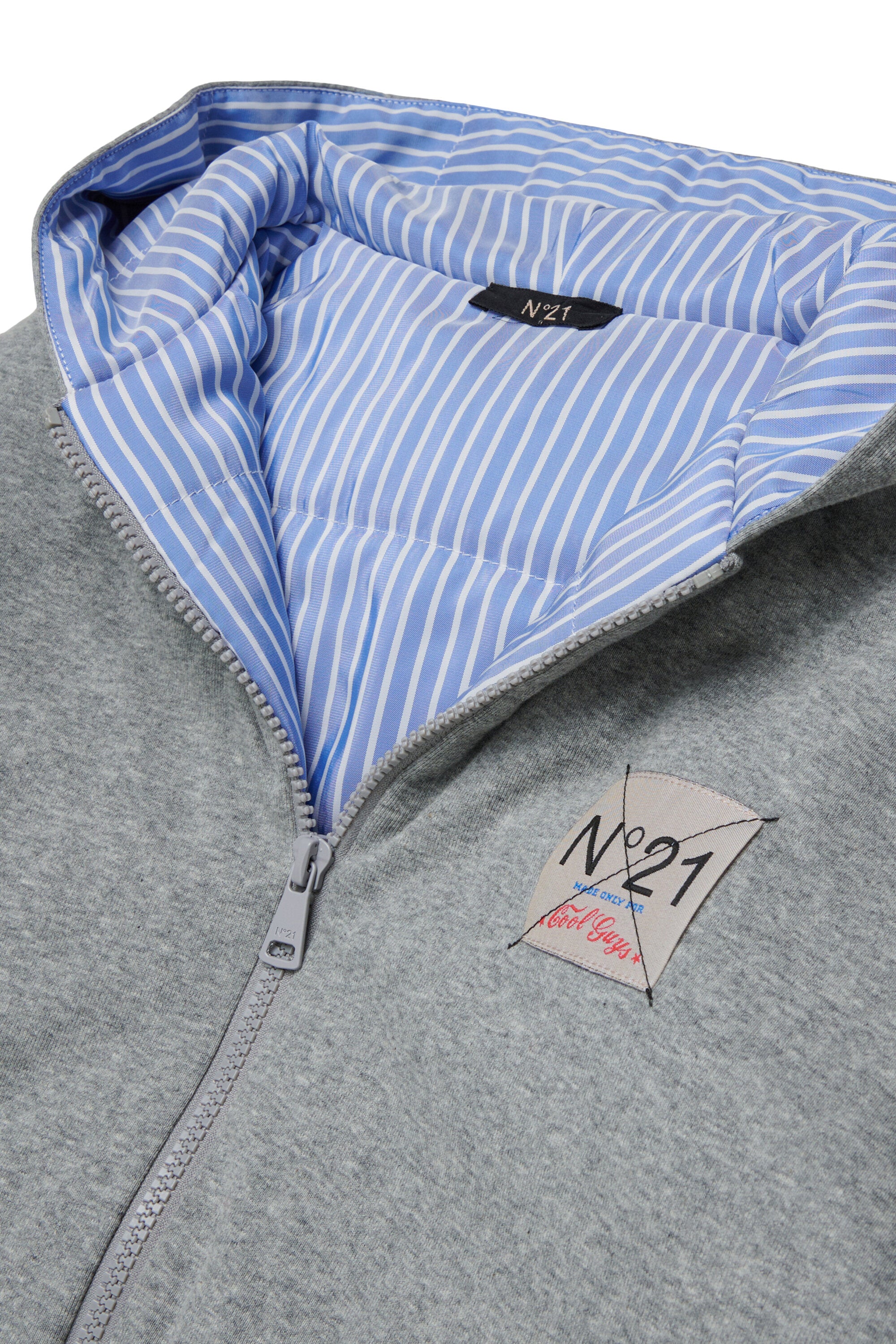 Sudadera con cremallera y logo
