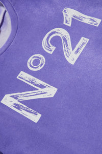 Camiseta con logotipo efecto pincelada