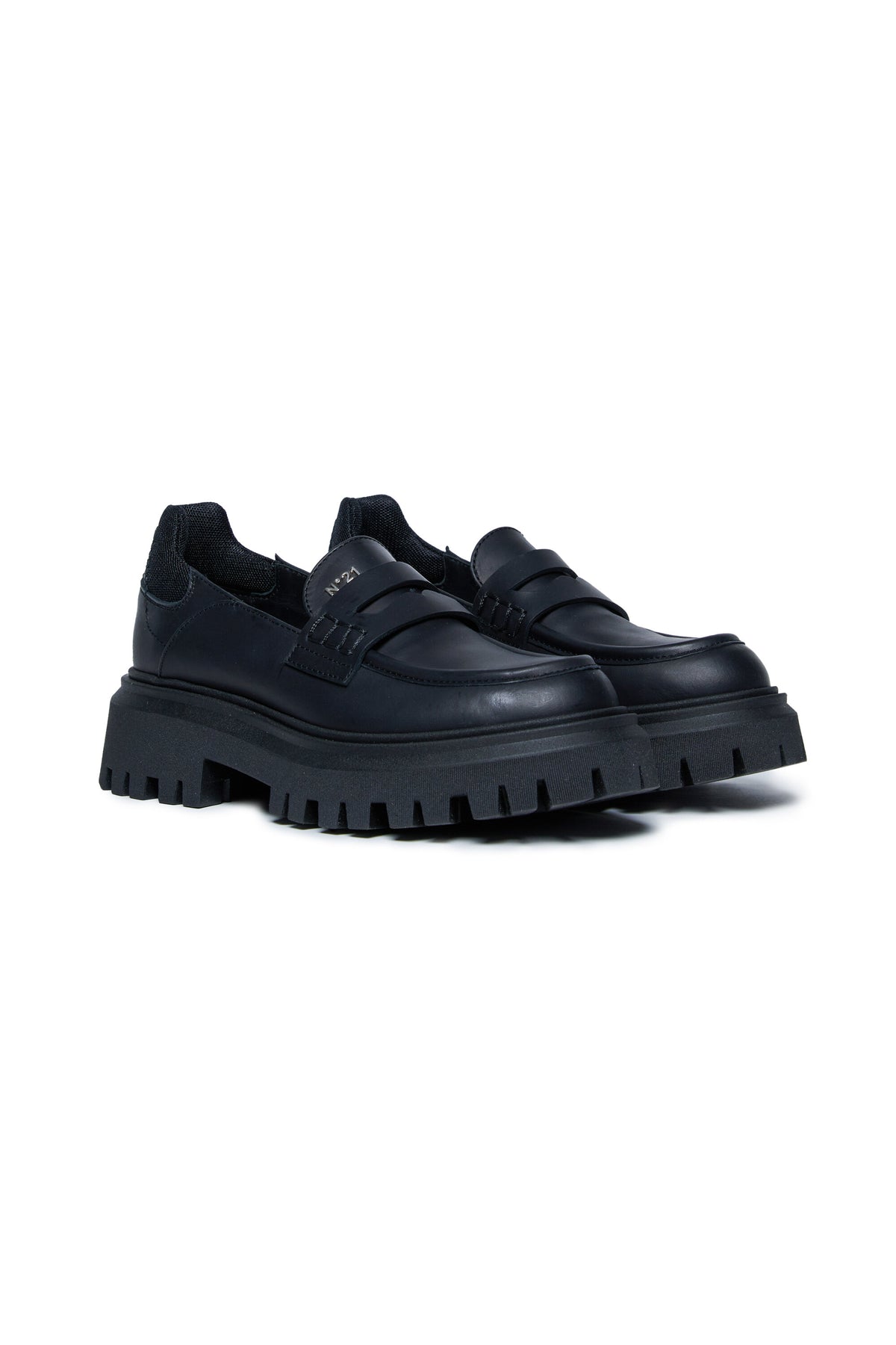Mocasines de piel con suela dentada