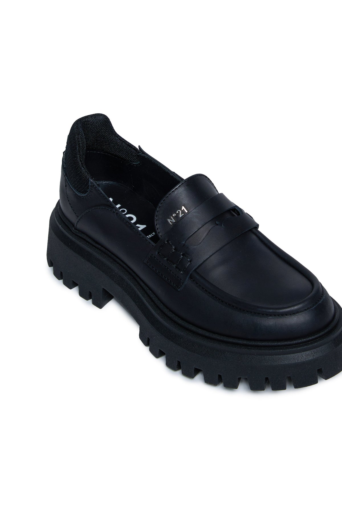 Mocasines de piel con suela dentada