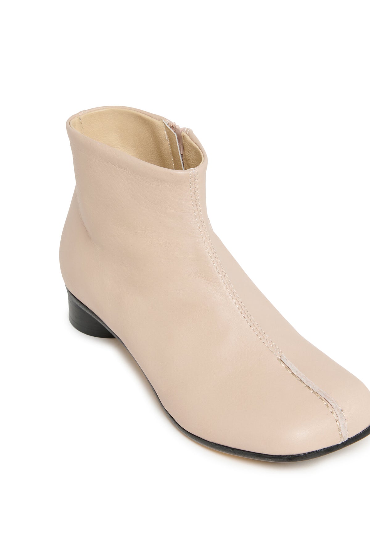 Botas bajas de piel con tacón