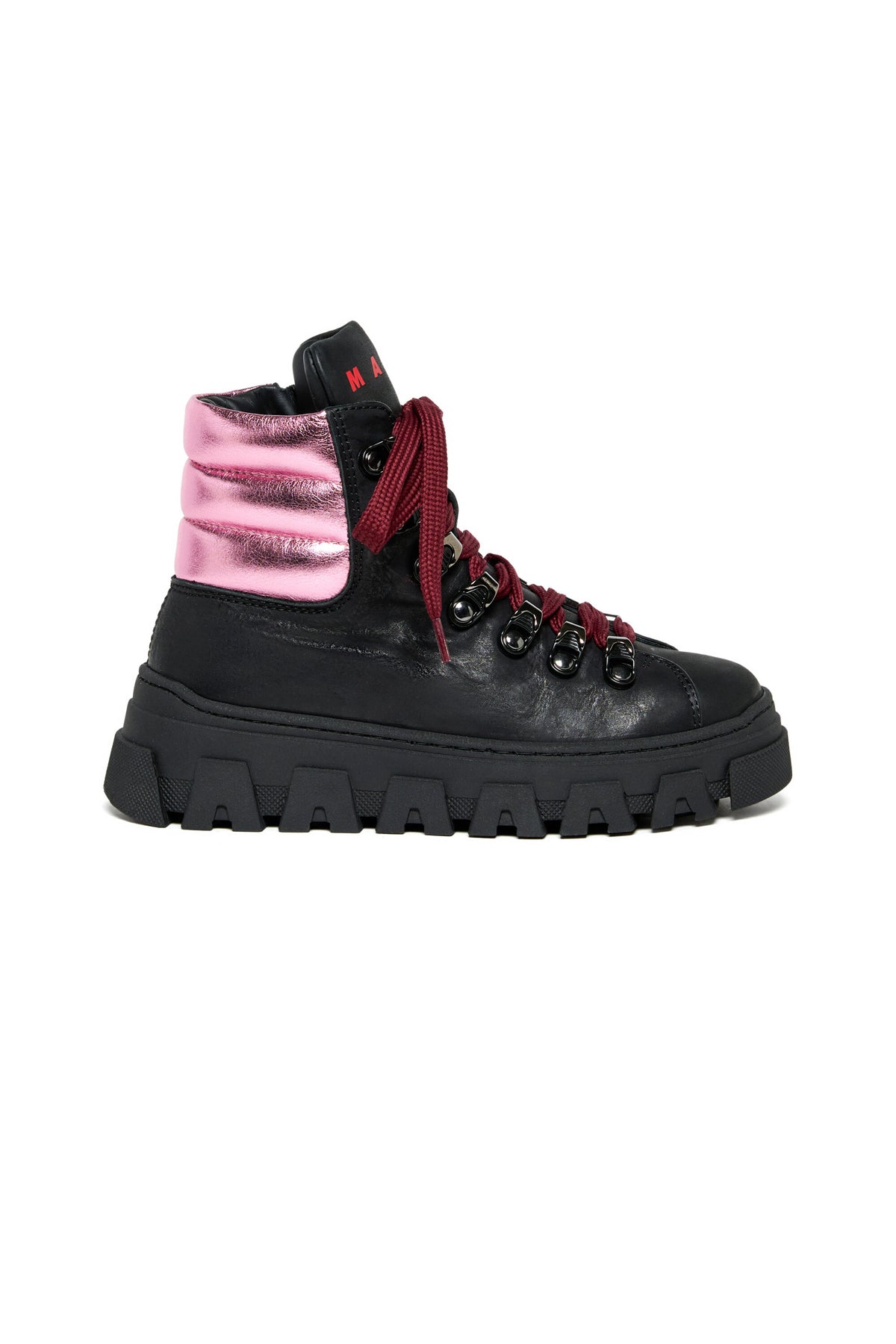 Botas de montaña con cuello en contraste