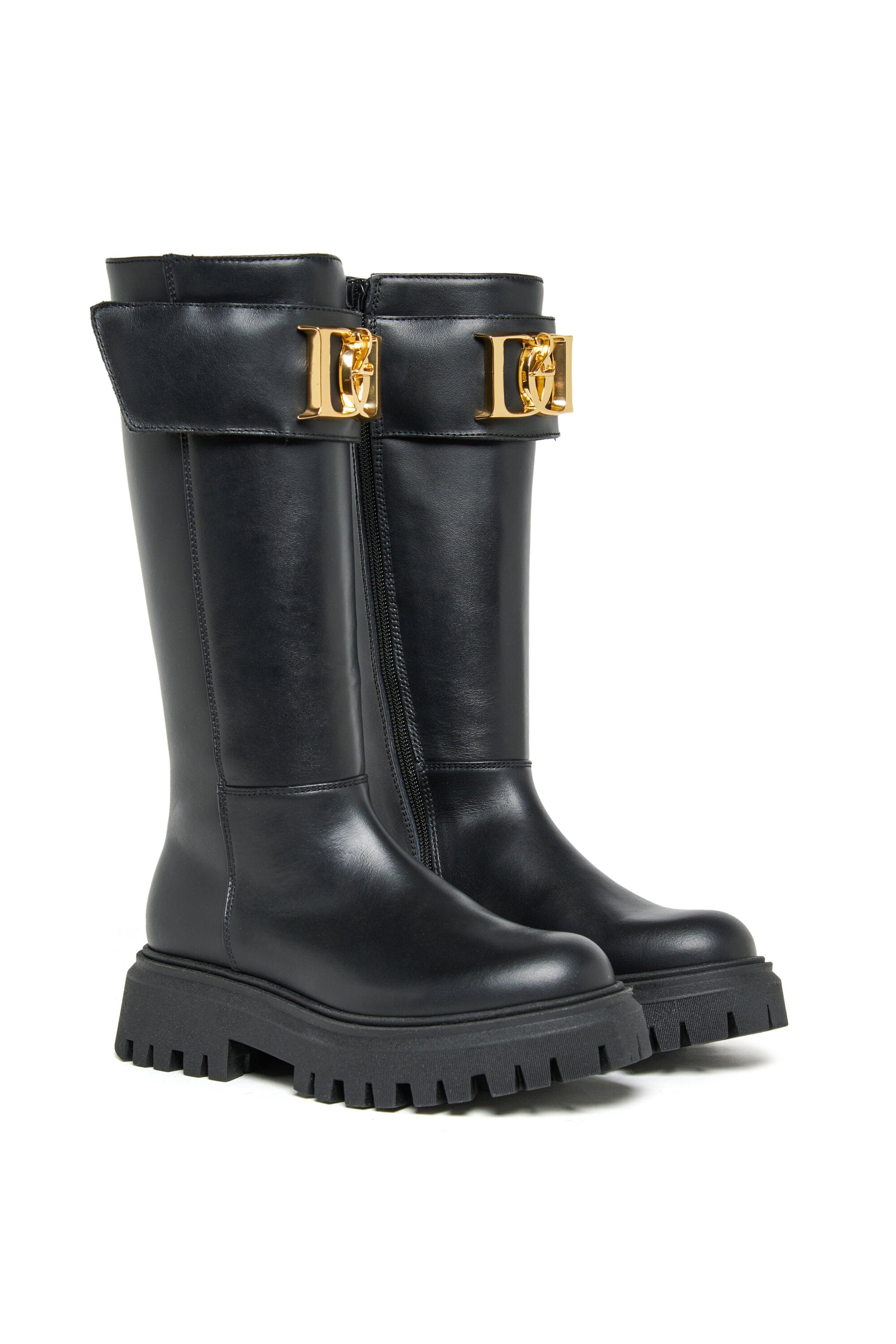 High boots with metal plate