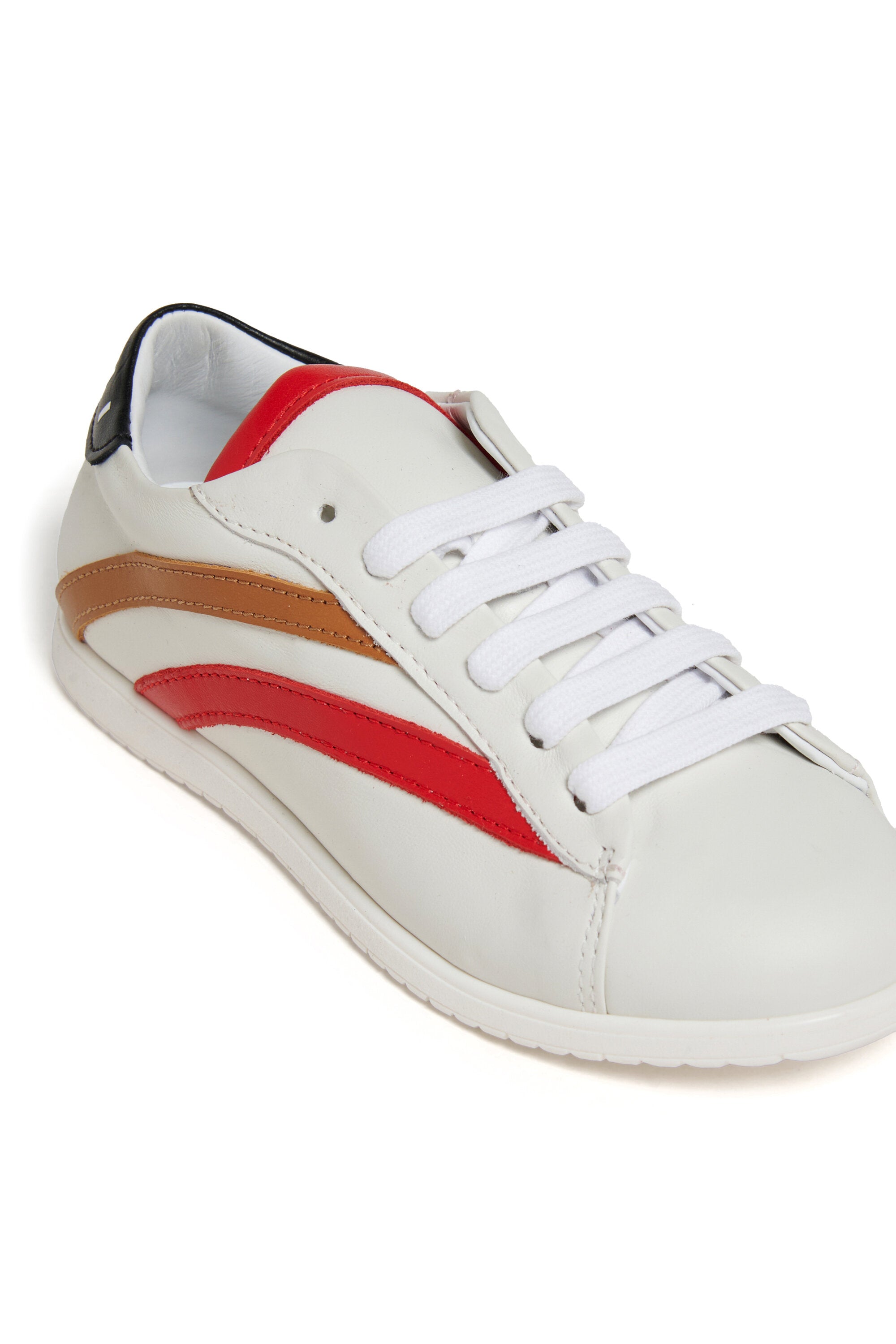 Zapatillas con logo en el talón